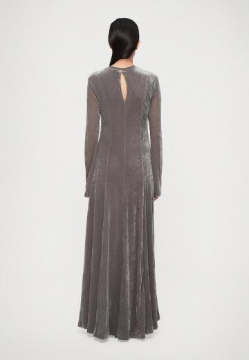 Платье макси