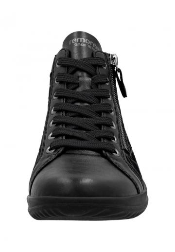 Ботинки на шнуровке