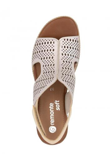 Босоножки на танкетке