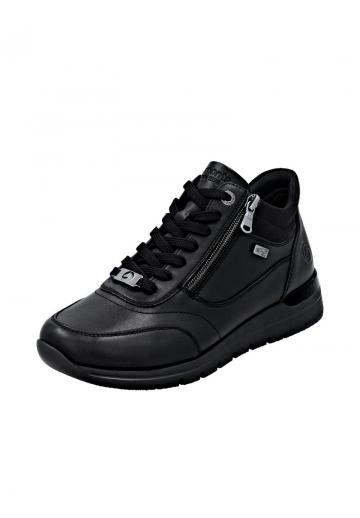 Ботинки на шнуровке