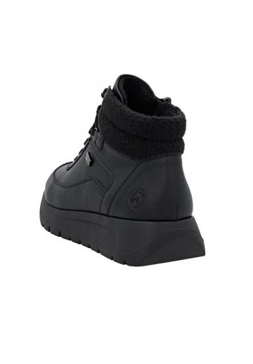 Ботинки на шнуровке