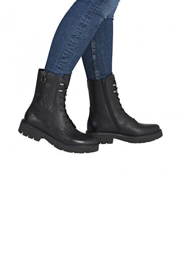 Ботинки на шнуровке