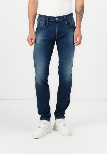 Узкие джинсы