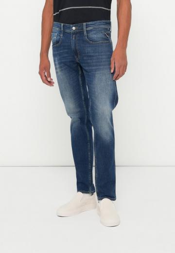 Узкие джинсы