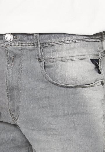 Узкие джинсы