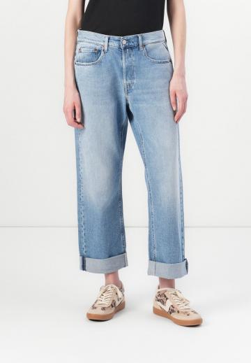 Свободные джинсы