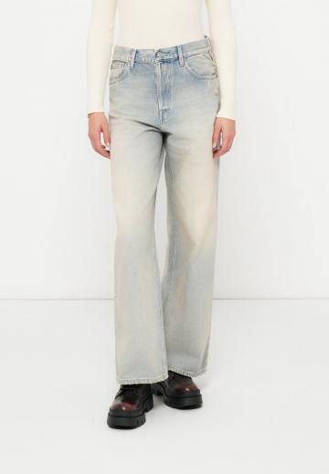 Джинсы