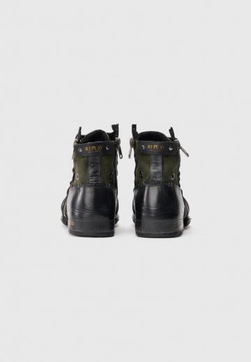 Ботинки на шнуровке