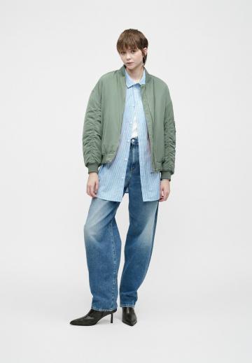 Свободные джинсы