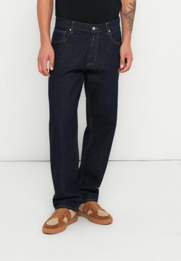 Свободные джинсы