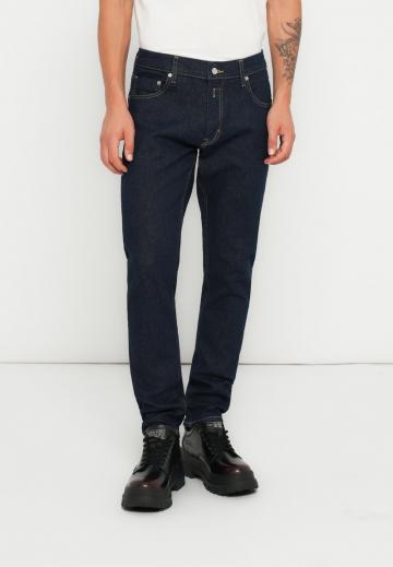 Узкие джинсы