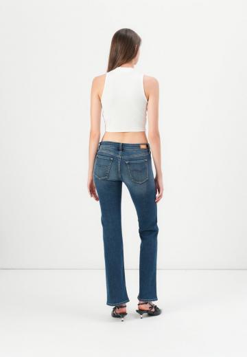 Клешеные брюки