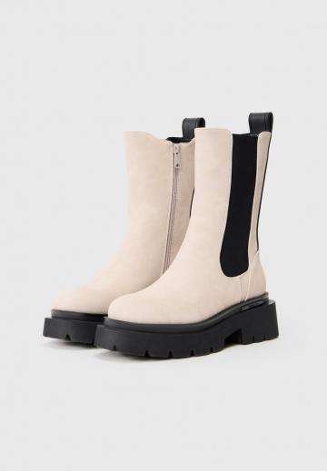 Полусапожки на платформе