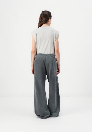 Спортивные штаны