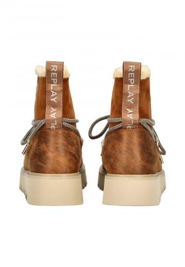 Зимние ботинки