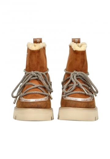 Зимние ботинки