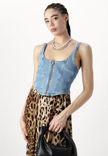 Джинсовая жилетка