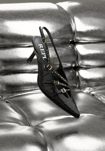 Туфли на высоком каблуке