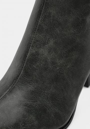 Ковбойские сапоги