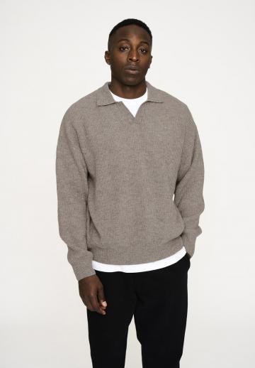 Поло с длинным рукавом