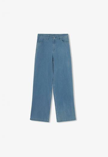 Прямые джинсы