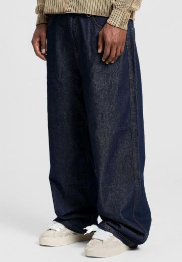 Свободные джинсы