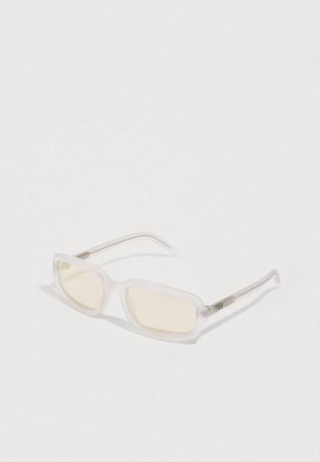 Солнечные очки