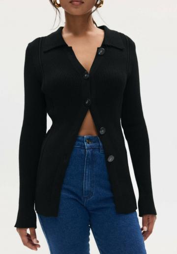 Длинный жилет