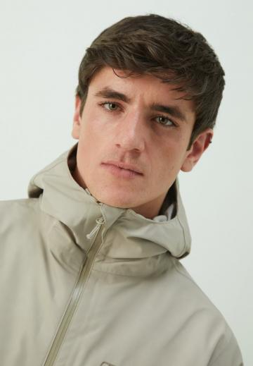 Куртка-дождевик