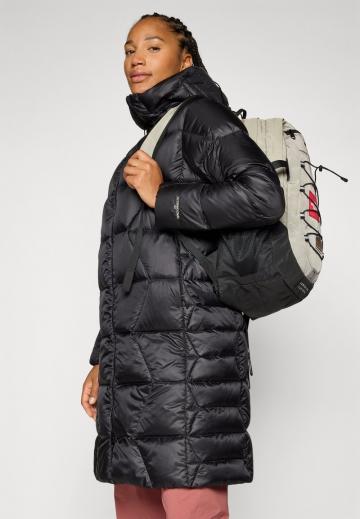 Пуховое пальто