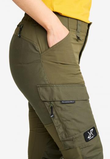 Брюки с накладными карманами