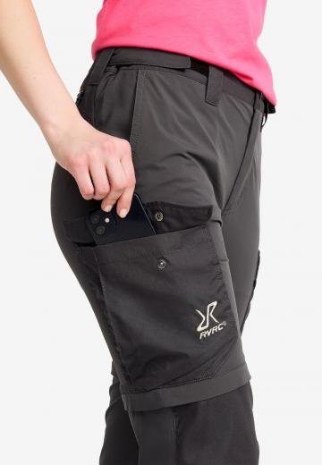 Брюки с накладными карманами