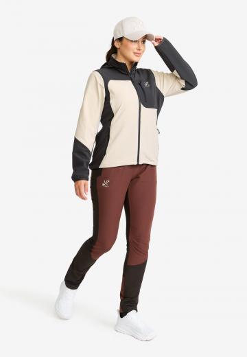 Спортивная куртка