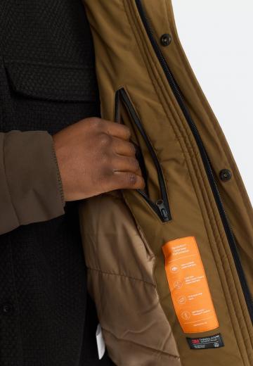 Зимняя куртка