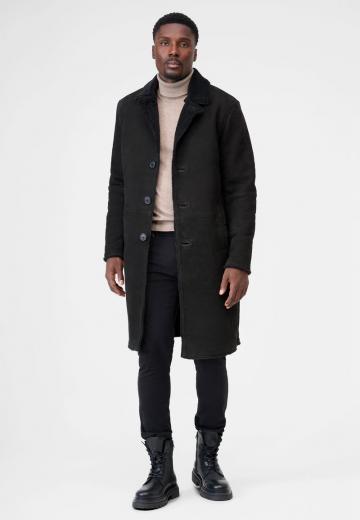 Короткое пальто