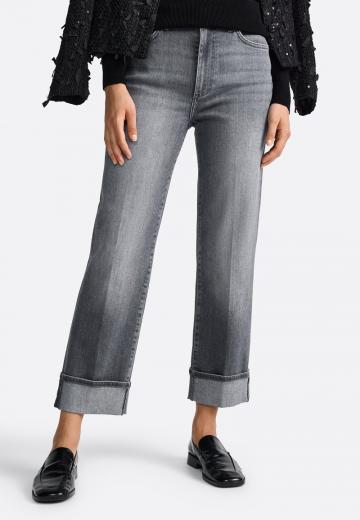 Короткие джинсы