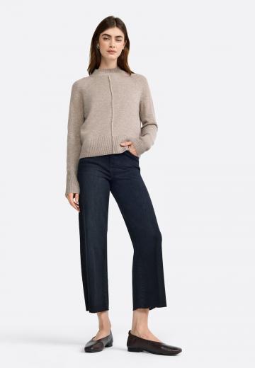 Короткие джинсы