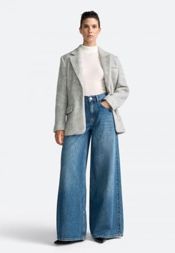 Короткое пальто