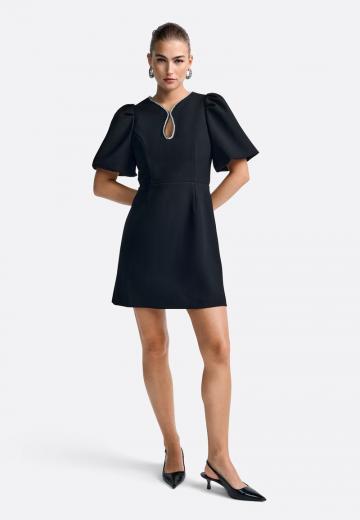 Короткое платье