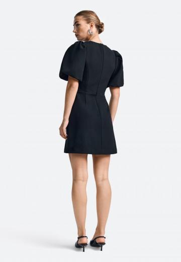 Короткое платье