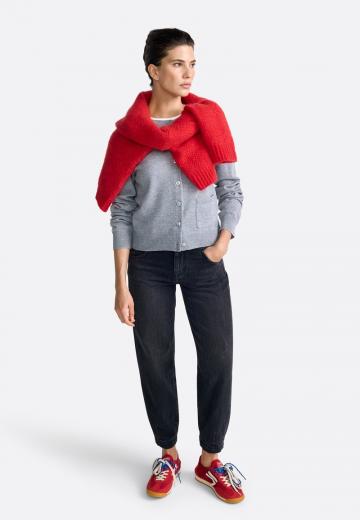 Короткие джинсы