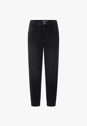 Короткие джинсы