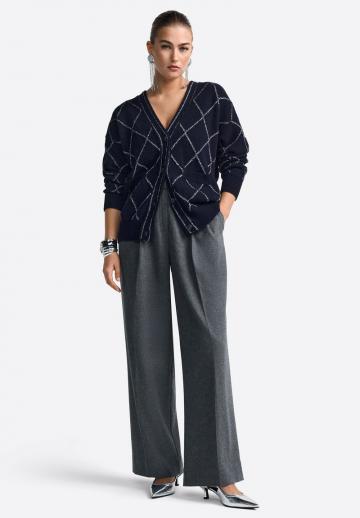 Жаккардовая вязаная кофта