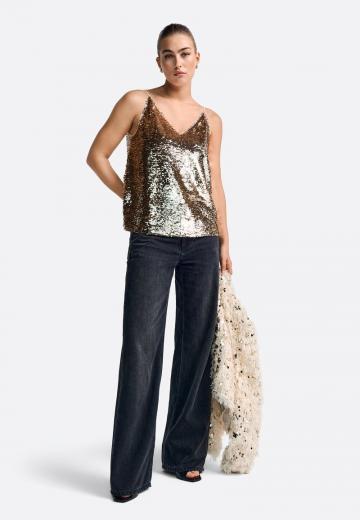 Топ на бретельках