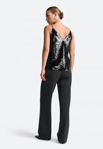 Топ на бретельках