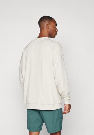 Спортивная толстовка