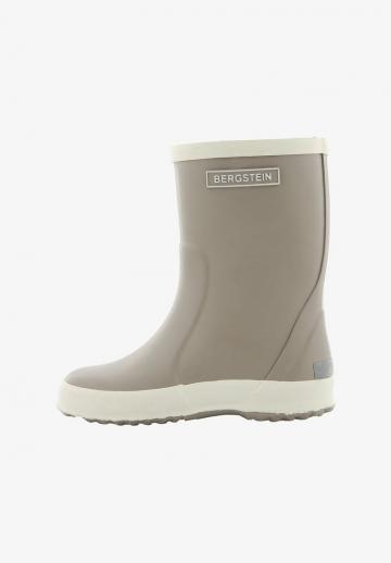 Резиновые сапоги