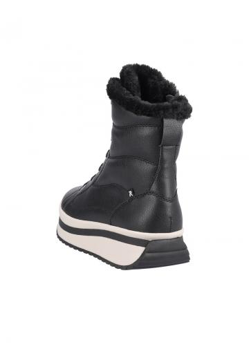 Зимние ботинки