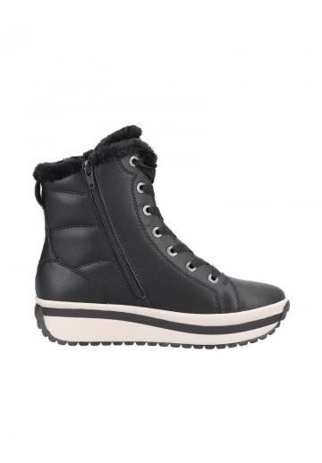 Зимние ботинки