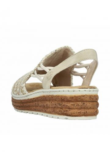 Босоножки на танкетке